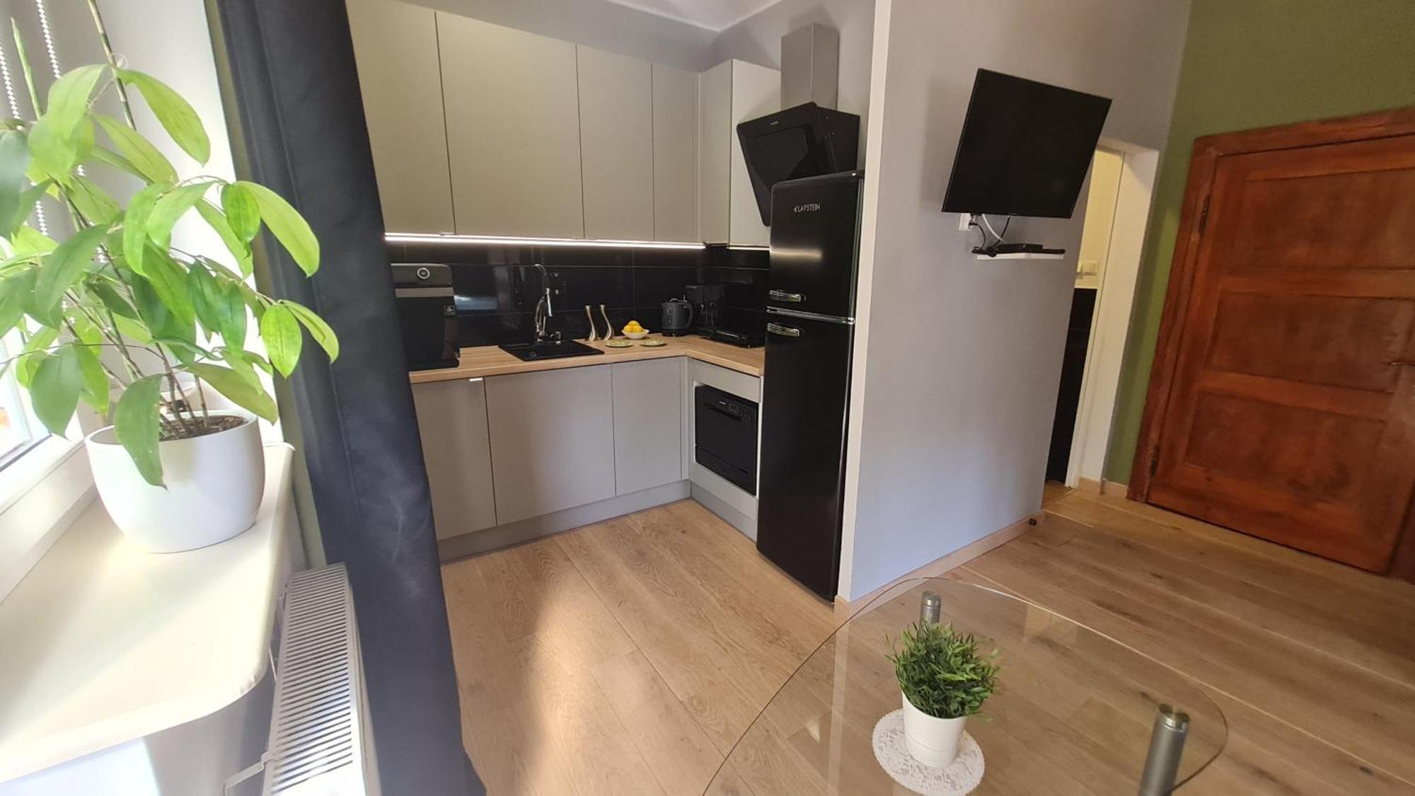Kraszewskiego 44 Z Balkonem, Cegla- Kolo Parku, Ogrod Dla Gosci, Rowery Free Apartment Thorn